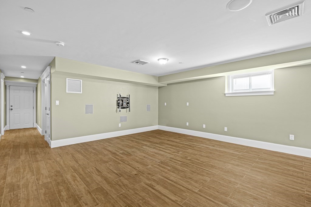 39 Coffey Street, Unit 2 Boston, MA 02122 - Photo 32 of 42