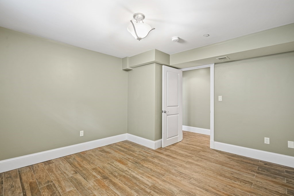 39 Coffey Street, Unit 2 Boston, MA 02122 - Photo 33 of 42