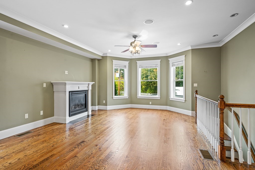 39 Coffey Street, Unit 2 Boston, MA 02122 - Photo 4 of 42