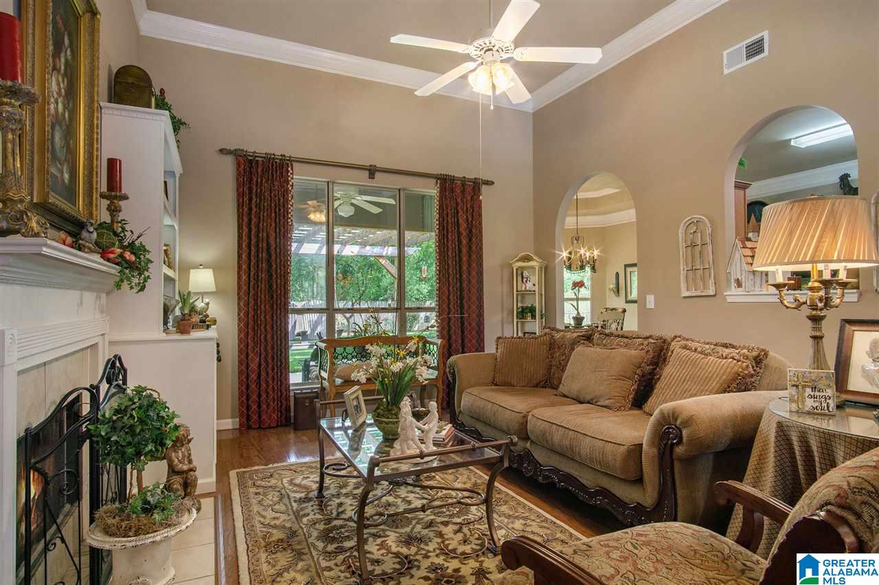 608 Barkley Circle Alabaster, AL 35007 - Photo 5 of 45