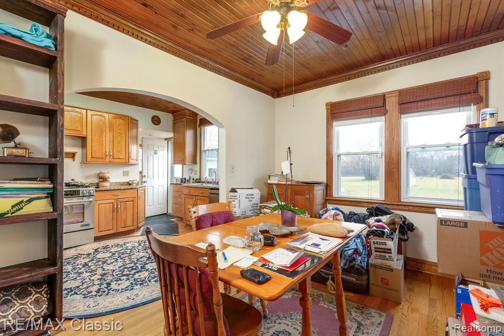 17373 Ridge Road Northville, MI 48168 - Photo 12 of 31