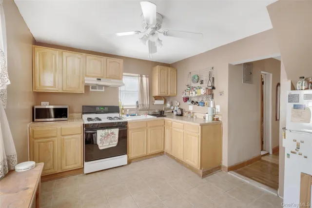 $1,200,000 | 1862 University Avenue | Morris Heights