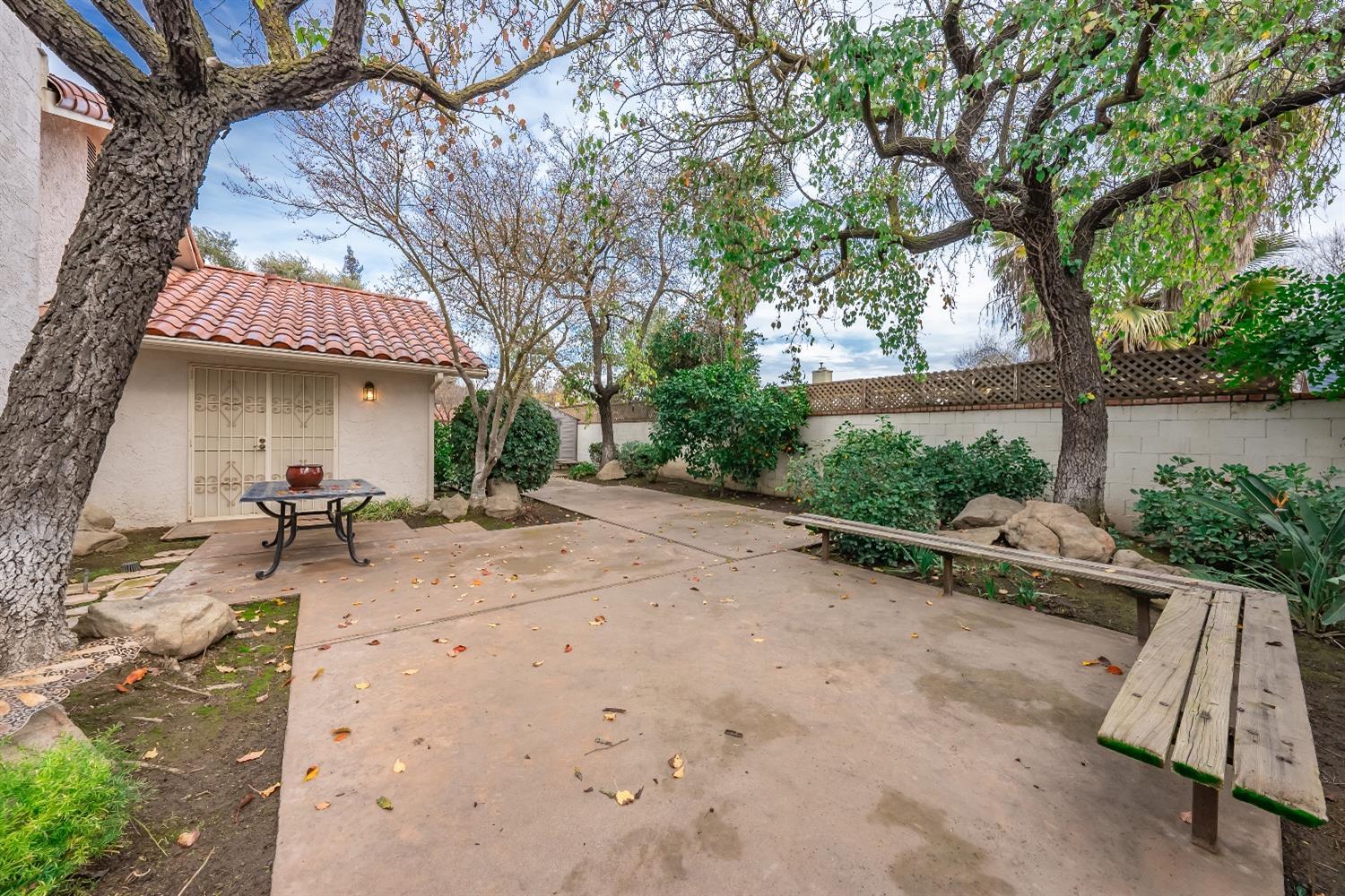 28 Seasons Court Madera, CA 93637 - Photo 35 of 47 a view of outdoor space and yard