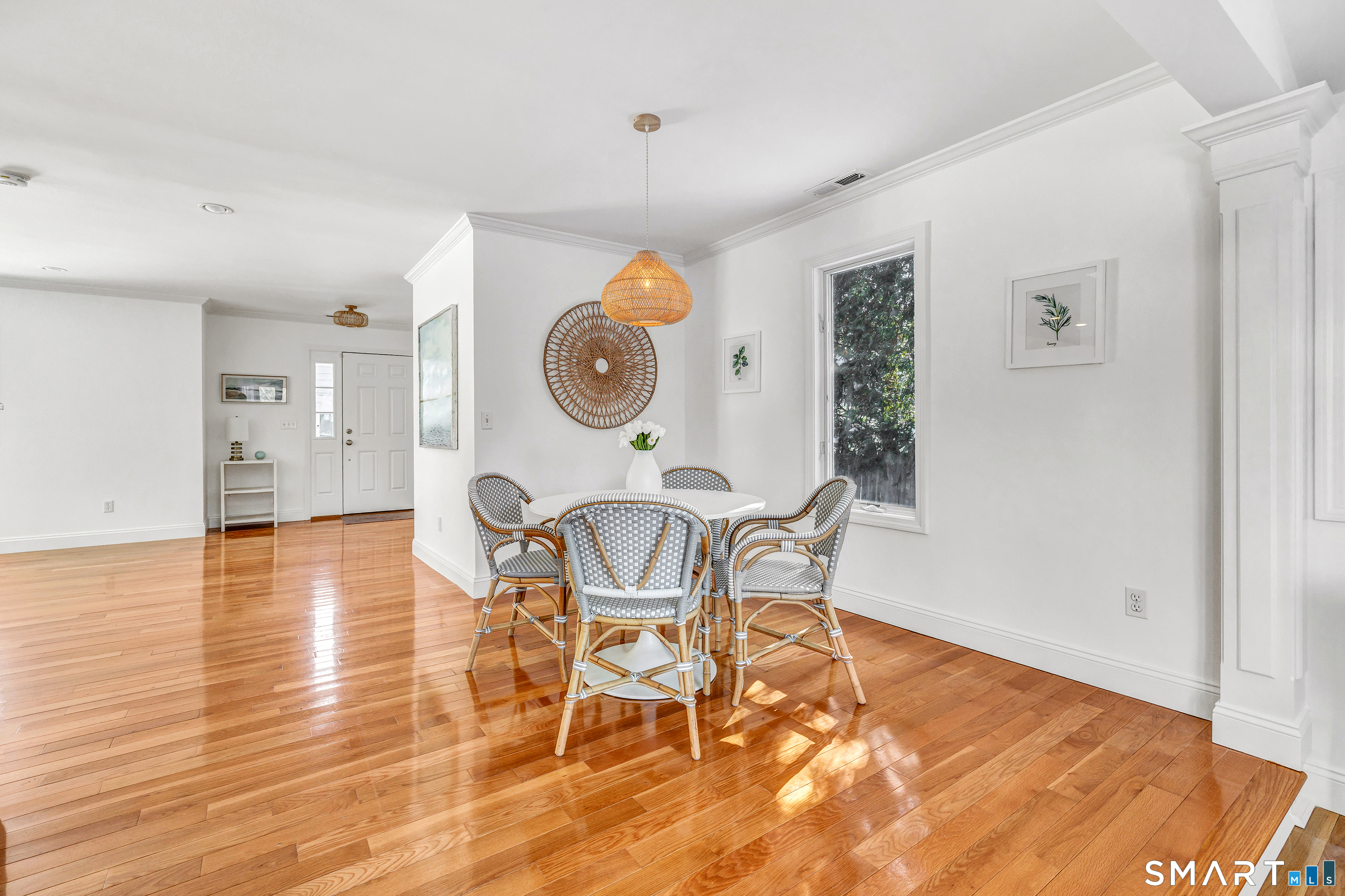 69 Grove Point Westport, CT 06880 - Photo 18 of 40 Airy and spacious with room for family and friends.