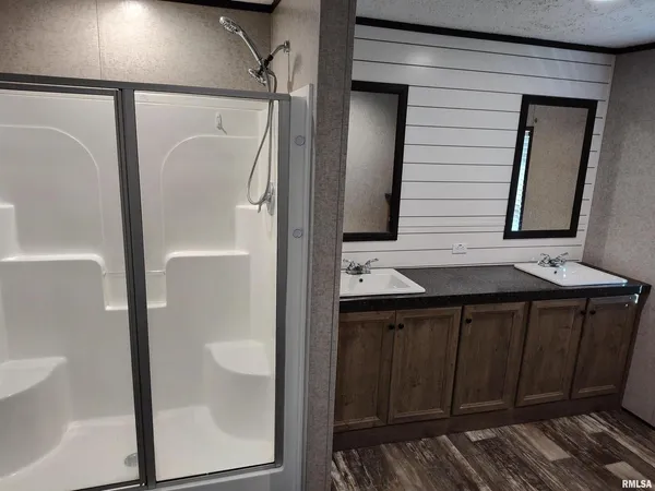 $139,000 | 1207 Southwest 6th Street, Fairfield, IL 62837