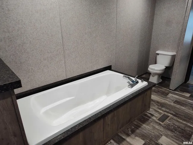 $149,000 | 1207 Southwest 6th Street, Fairfield, IL 62837