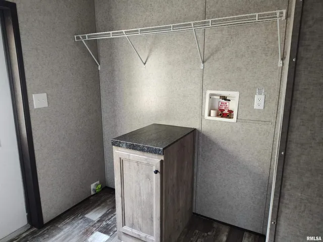 $149,000 | 1207 Southwest 6th Street, Fairfield, IL 62837