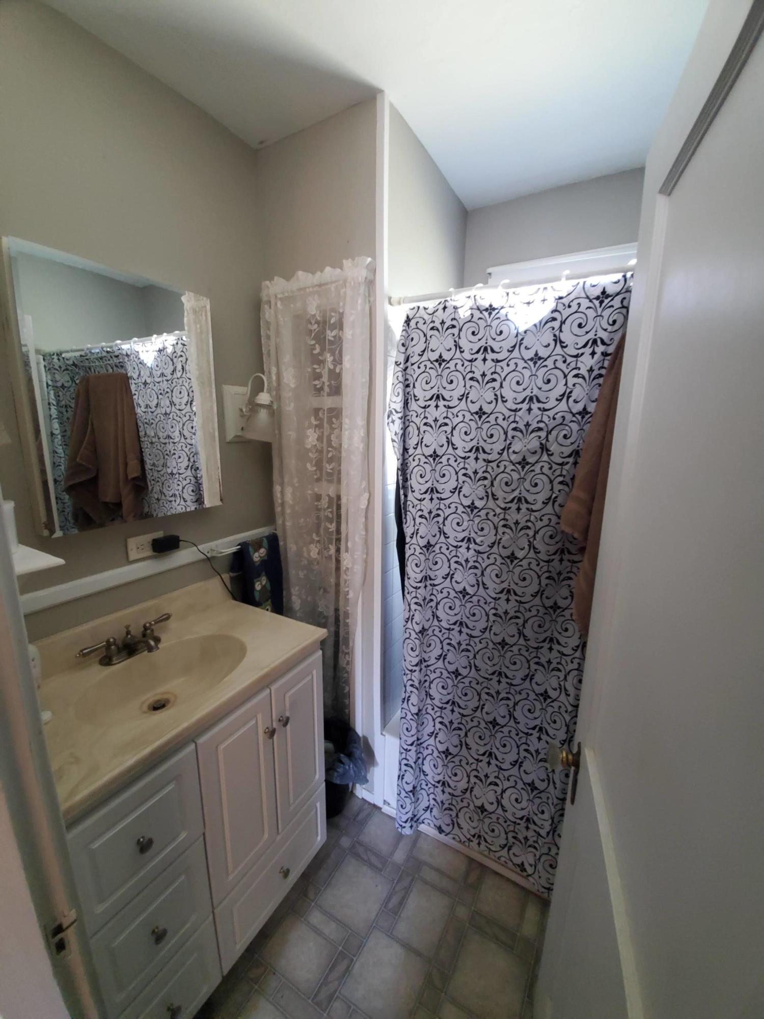 12 George Street Bangor, ME 04401 - Photo 19 of 28 20210507_160515