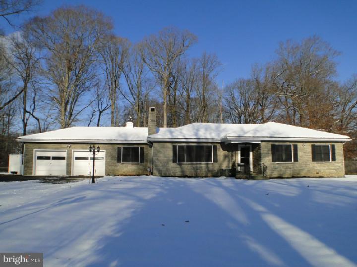 178 Ewart Road Avondale, PA 19311 - Photo 1 of 23 Exterior Front