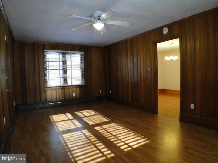 178 Ewart Road Avondale, PA 19311 - Photo 14 of 23 Family Room