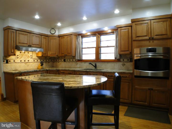178 Ewart Road Avondale, PA 19311 - Photo 8 of 23 Kitchen