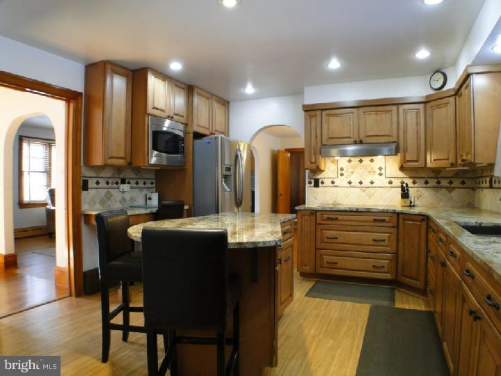 178 Ewart Road Avondale, PA 19311 - Photo 9 of 23 Kitchen