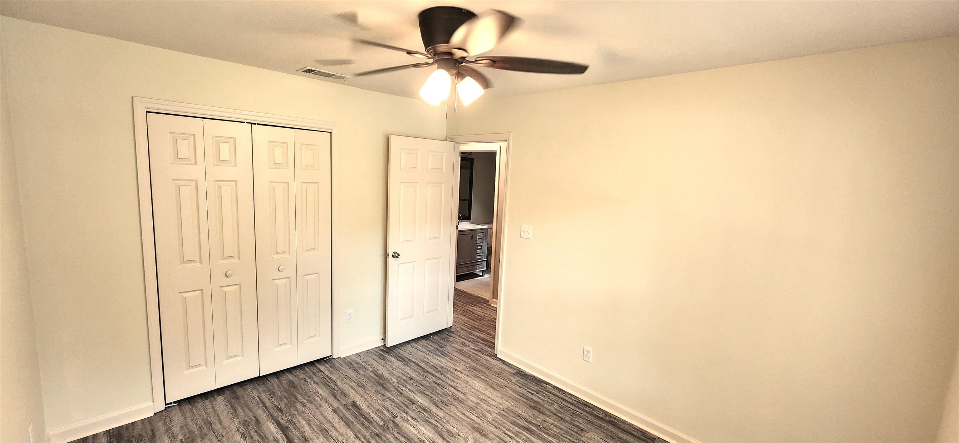 598 Stone House Road Tallahassee, FL 32301 - Photo 4 of 37 Gallery Image 4