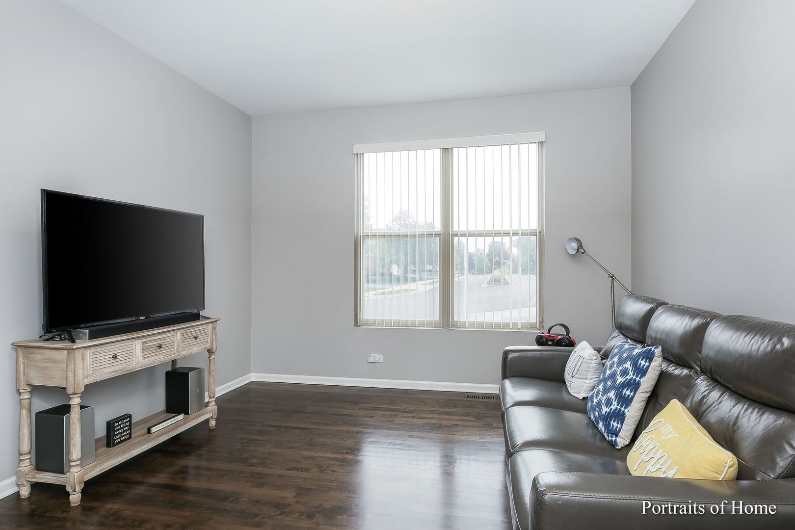 757 St Johns Place Addison, IL 60101 - Photo 17 of 26 Gallery Image 17