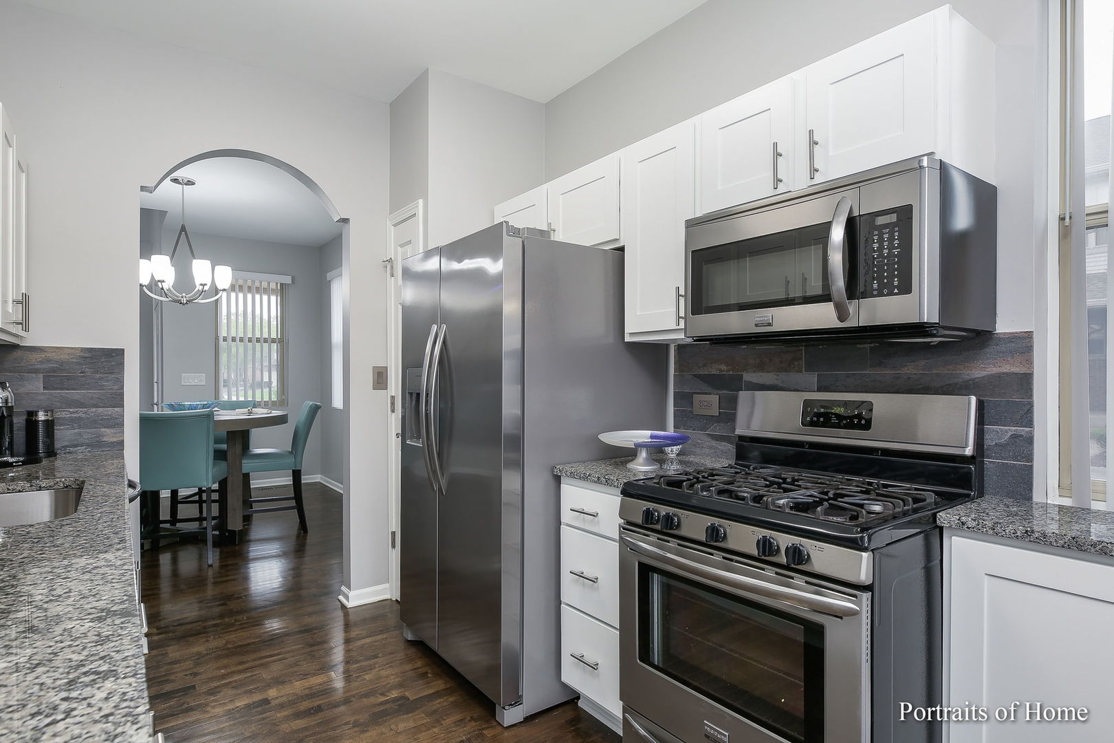 757 St Johns Place Addison, IL 60101 - Photo 10 of 26 Gallery Image 10