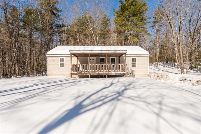 $2,600 | 661 South Road, Ashby, MA 01431