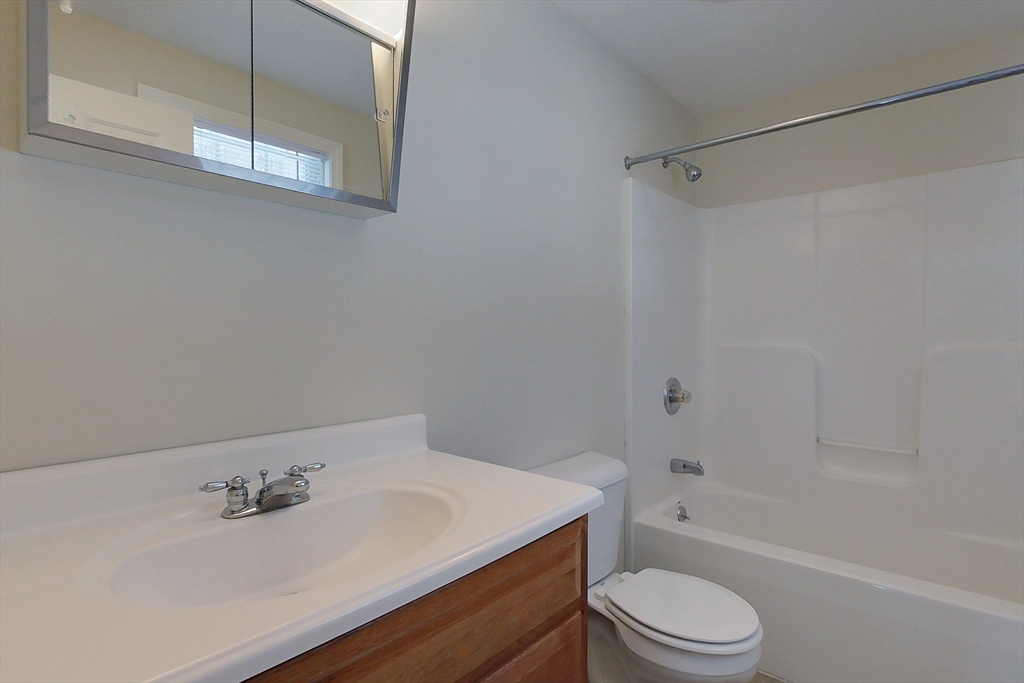 661 South Road Ashby, MA 01431 - Photo 16 of 25