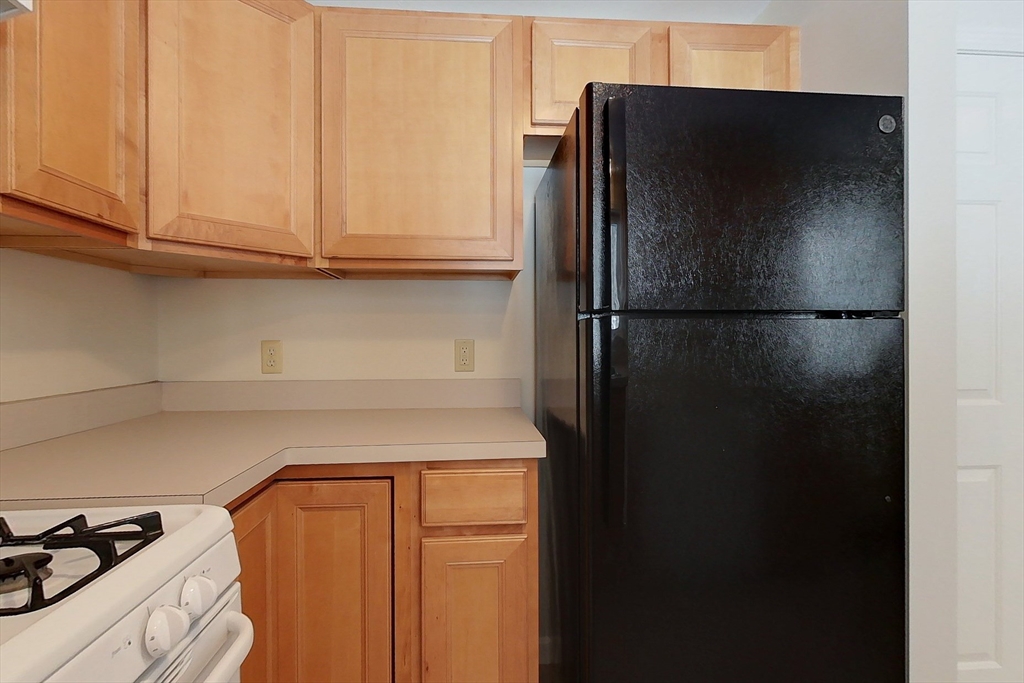 661 South Road Ashby, MA 01431 - Photo 5 of 25