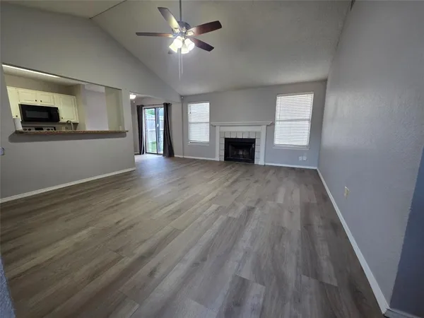 $1,895 | 1731 Cliffcrest Drive, Duncanville, TX 75137