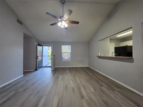 $1,895 | 1731 Cliffcrest Drive, Duncanville, TX 75137