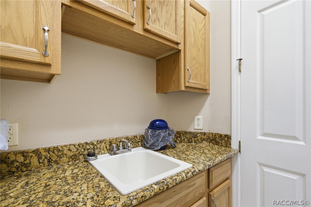 1038 West Rollingwood Court Hernando, FL 34442 - Photo 34 of 63