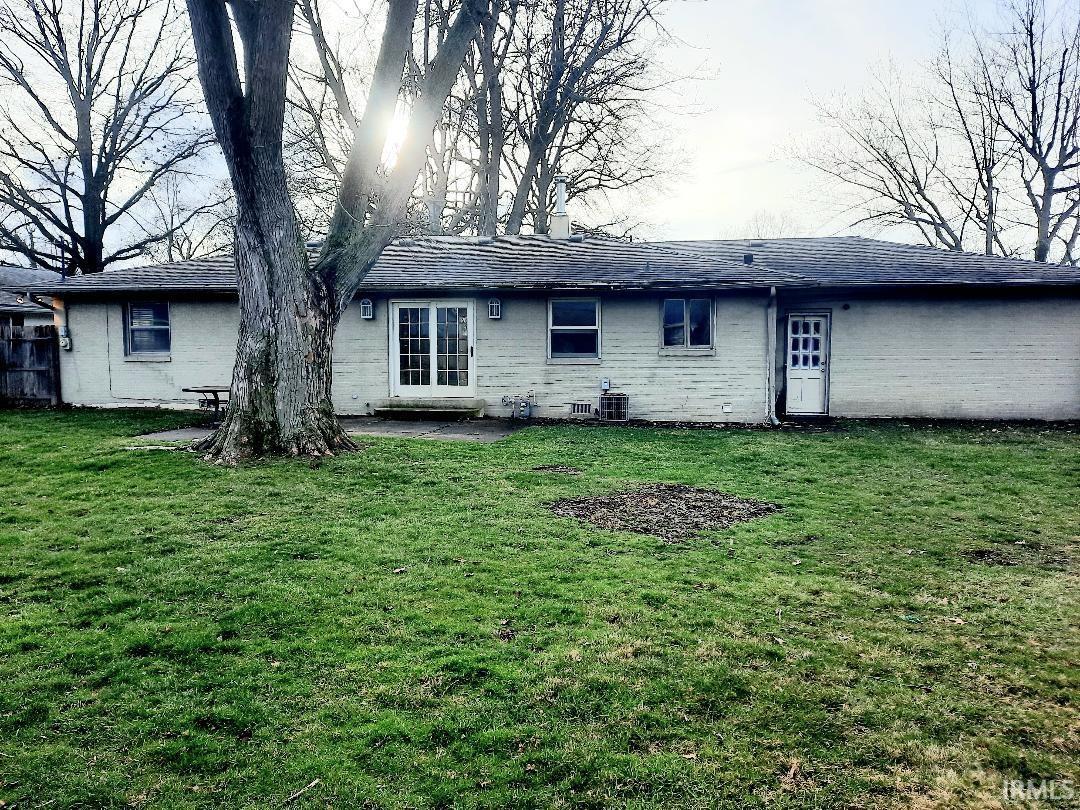 4200 North Manchester Road Muncie, IN 47304 - Photo 2 of 22