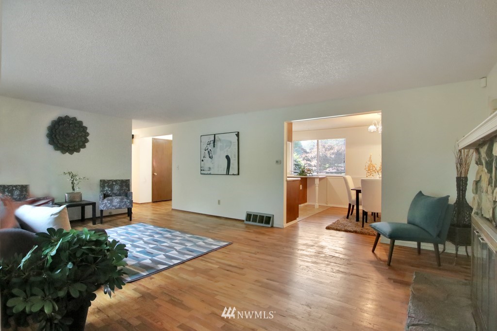 14716 180th Avenue Southeast Renton, WA 98059 - Photo 18 of 23