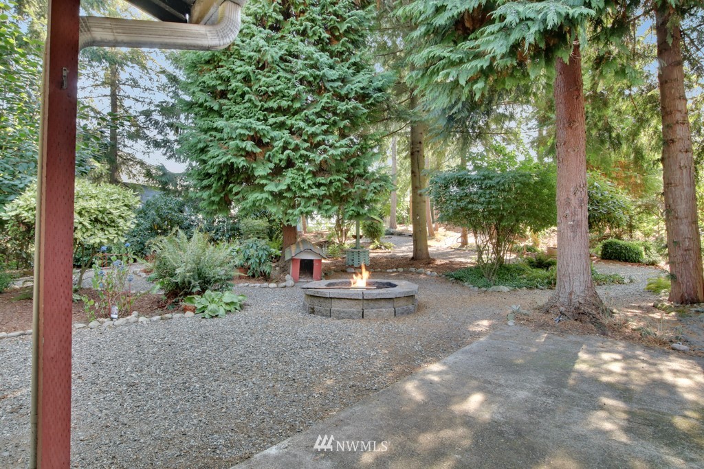 14716 180th Avenue Southeast Renton, WA 98059 - Photo 19 of 23