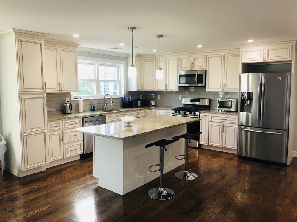 36 Merrick Street, Unit 2 Worcester, MA 01609 - Photo 1 of 18 Gallery Image 1