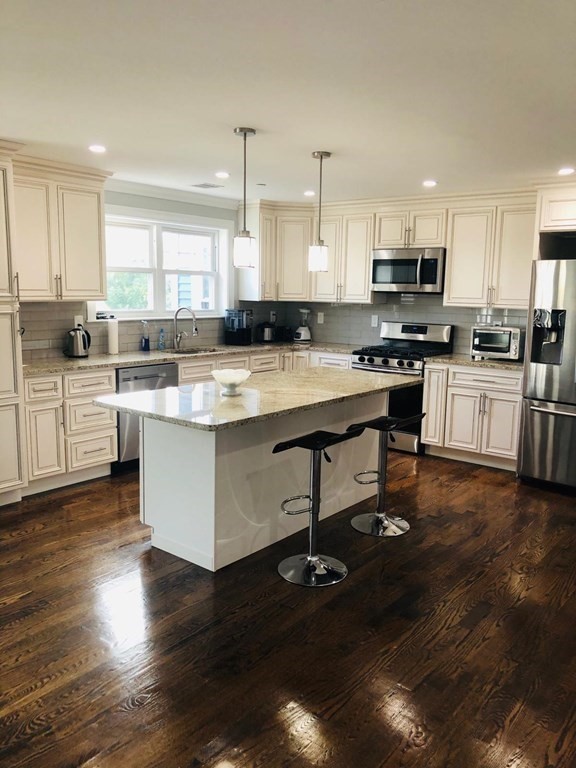 36 Merrick Street, Unit 2 Worcester, MA 01609 - Photo 5 of 18 Gallery Image 5