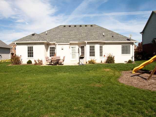 1635 Connemara Road Indianapolis, IN 46217 - Photo 17 of 20 Gallery Image 17