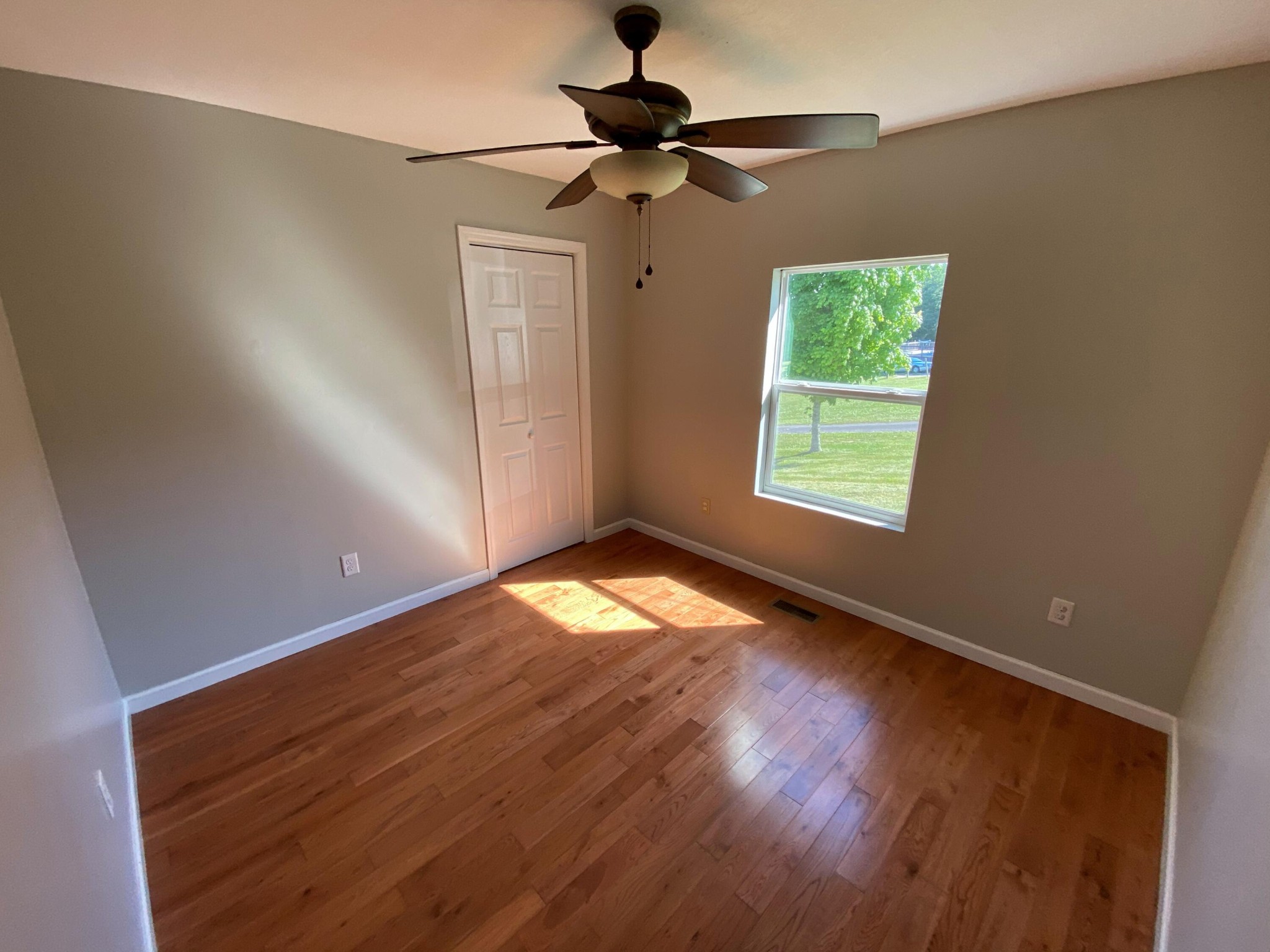 5901 Carter Road Knoxville, TN 37918 - Photo 9 of 19 Gallery Image 9
