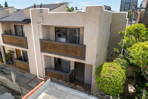 $785,000 | 1137 North Maryland Avenue, Unit 5, Glendale, CA 91207