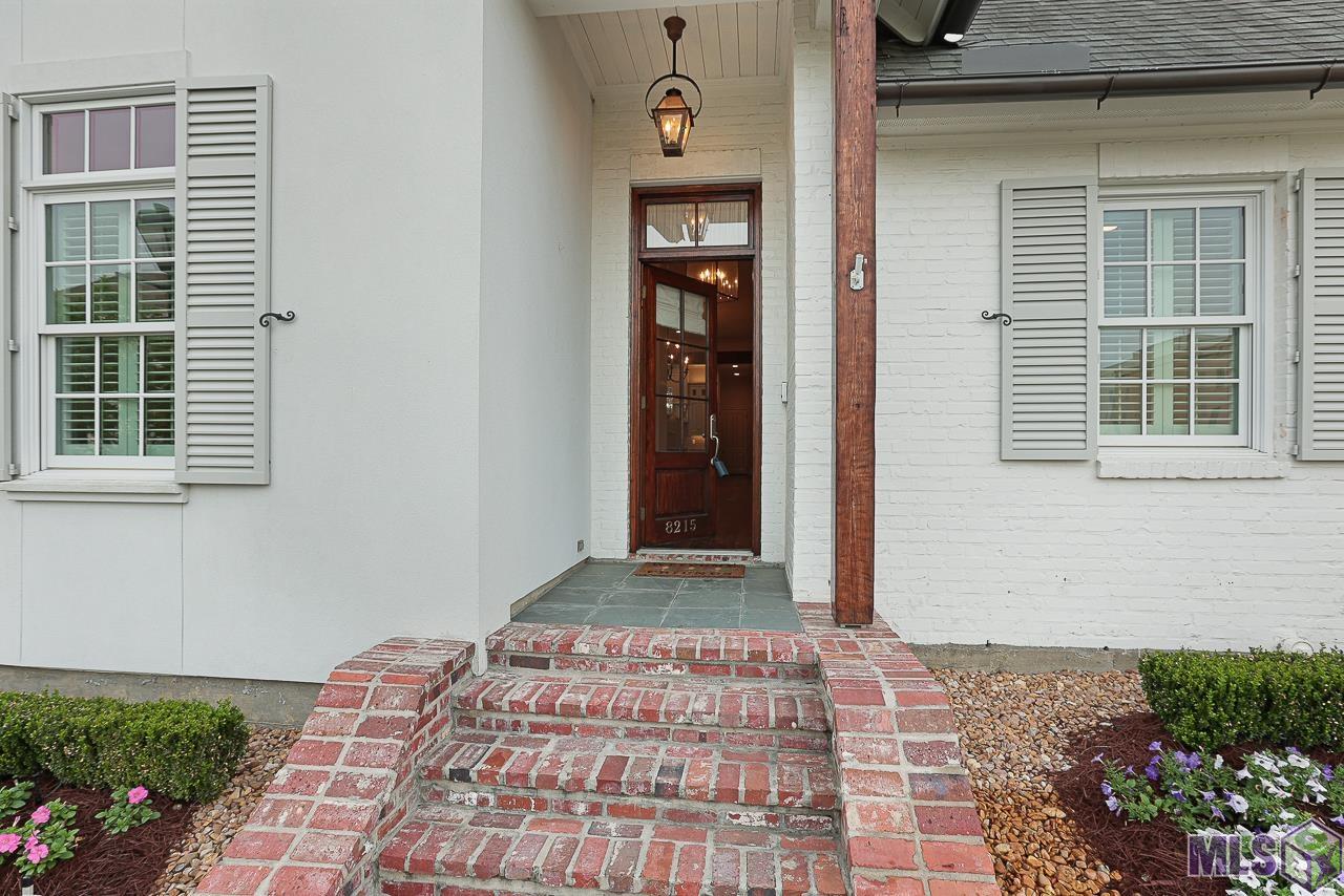 8215 Willow Grove Boulevard Baton Rouge, LA 70810 - Photo 2 of 33
