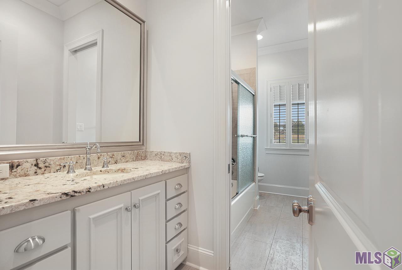 8215 Willow Grove Boulevard Baton Rouge, LA 70810 - Photo 25 of 33