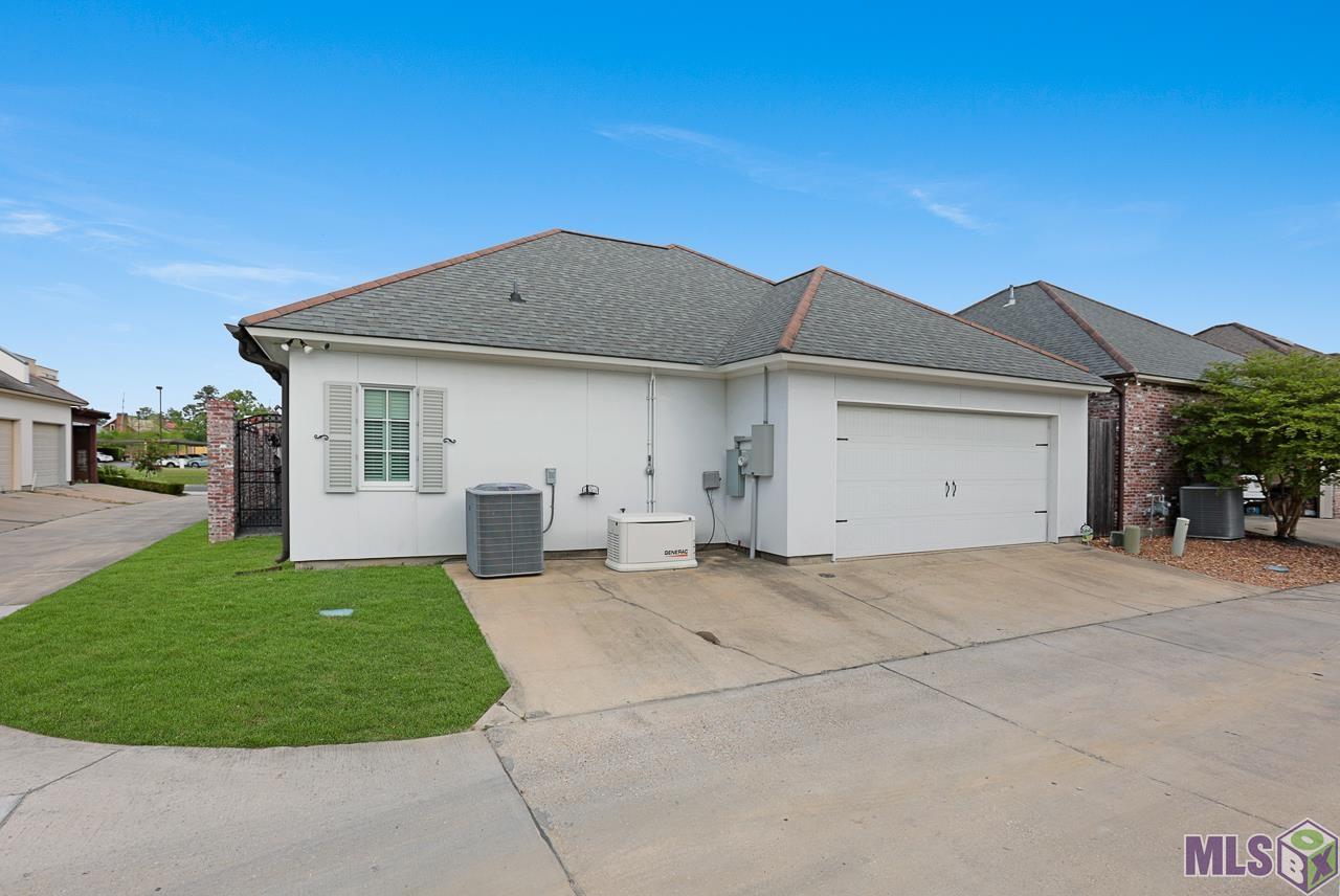 8215 Willow Grove Boulevard Baton Rouge, LA 70810 - Photo 31 of 33