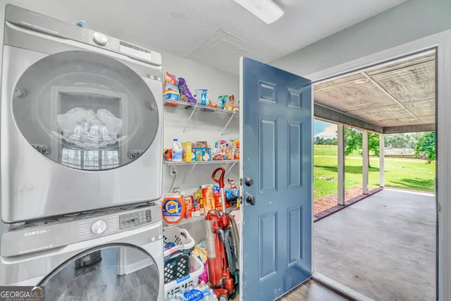 $250,000 | 22 J L Price Road, Kite, GA 31049