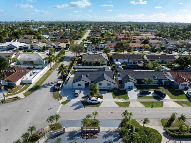 $1,500 | 3219 Southwest 141st Avenue, Unit 1, Miami, FL 33175