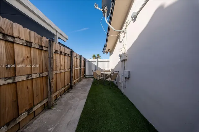 $1,500 | 3219 Southwest 141st Avenue, Unit 1, Miami, FL 33175