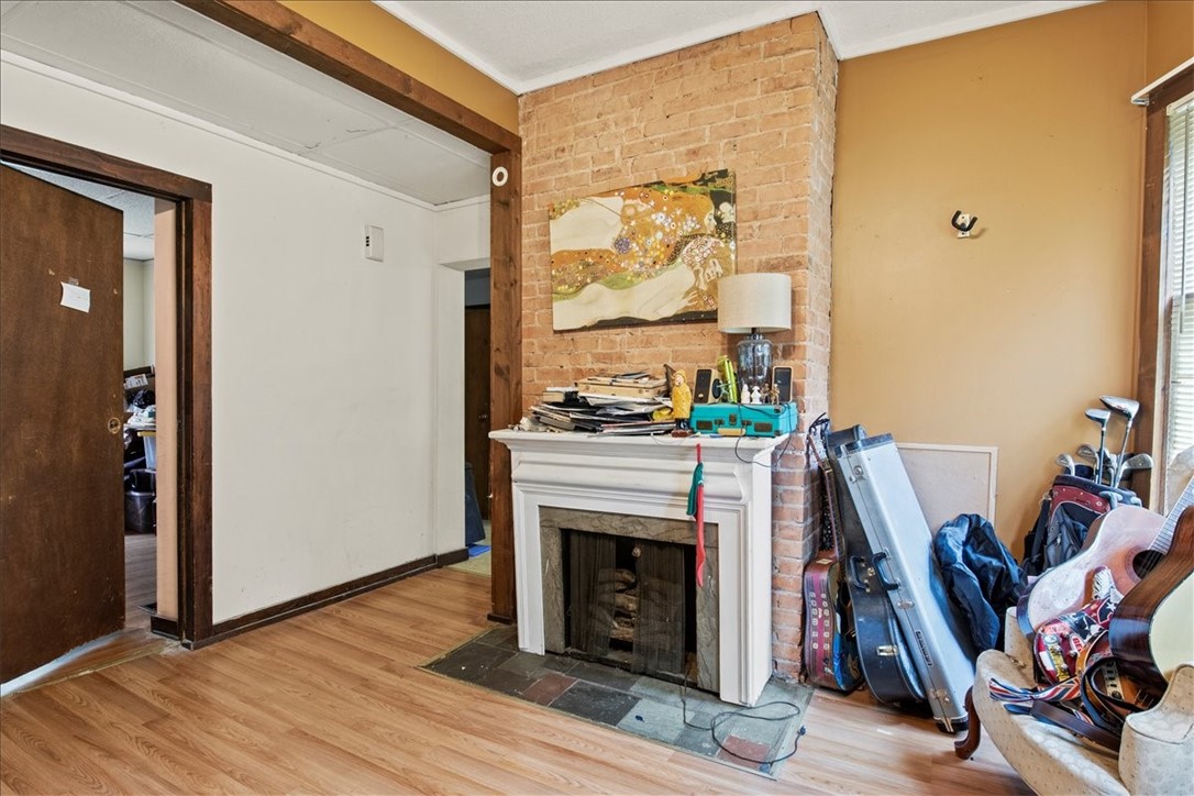 262 Pearl Street Rochester, NY 14607 - Photo 13 of 35