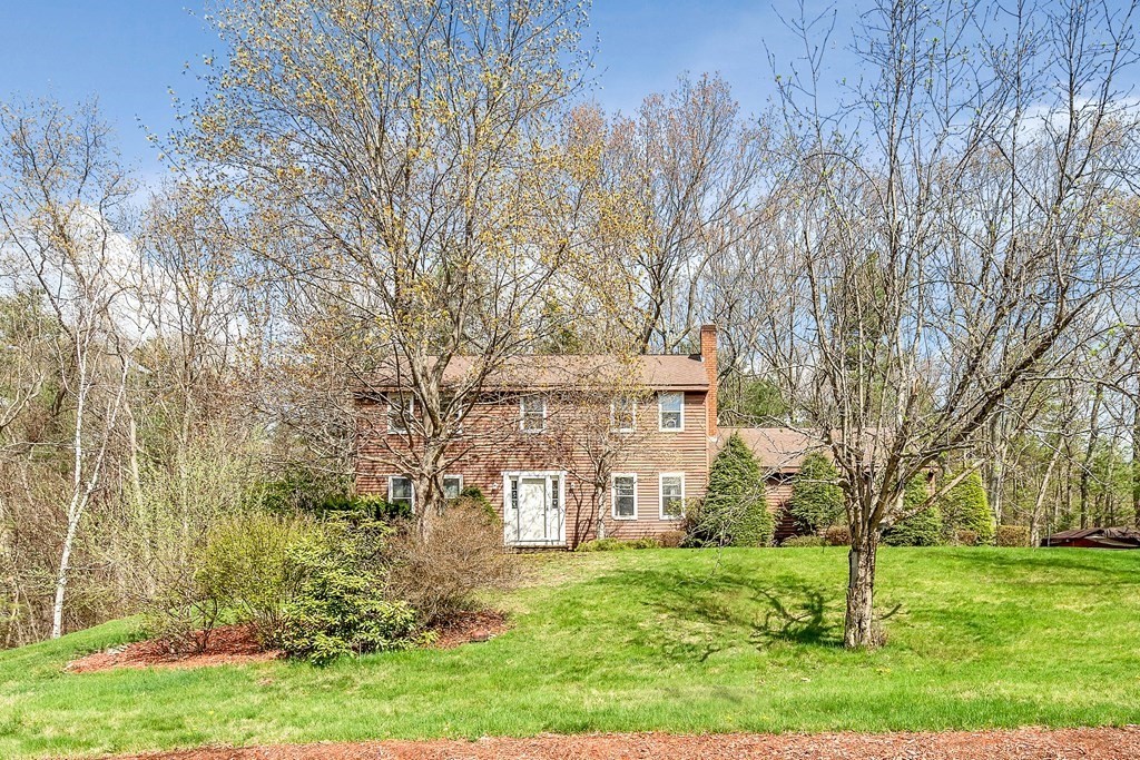 36 Autumn Road Lunenburg, MA 01462 - Photo 1 of 29 front view of a house with a yard