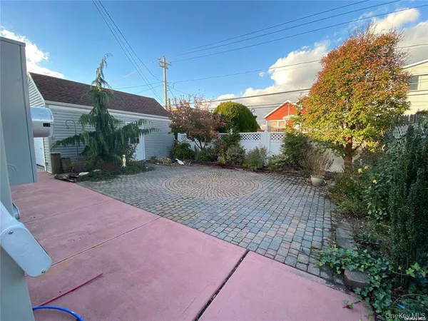 $4,200 | 541 East Park Avenue, Unit MAIN, Long Beach, NY 11561