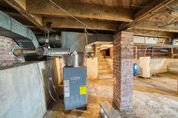 $550,000 | 6090 Us 23 Highway, Mars Hill, NC 28754