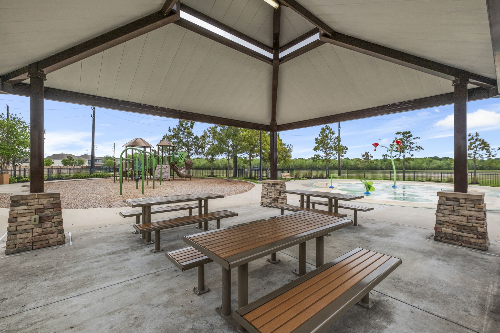 2827 Intrepid Trail Rosenberg, TX 77471 - Photo 37 of 40