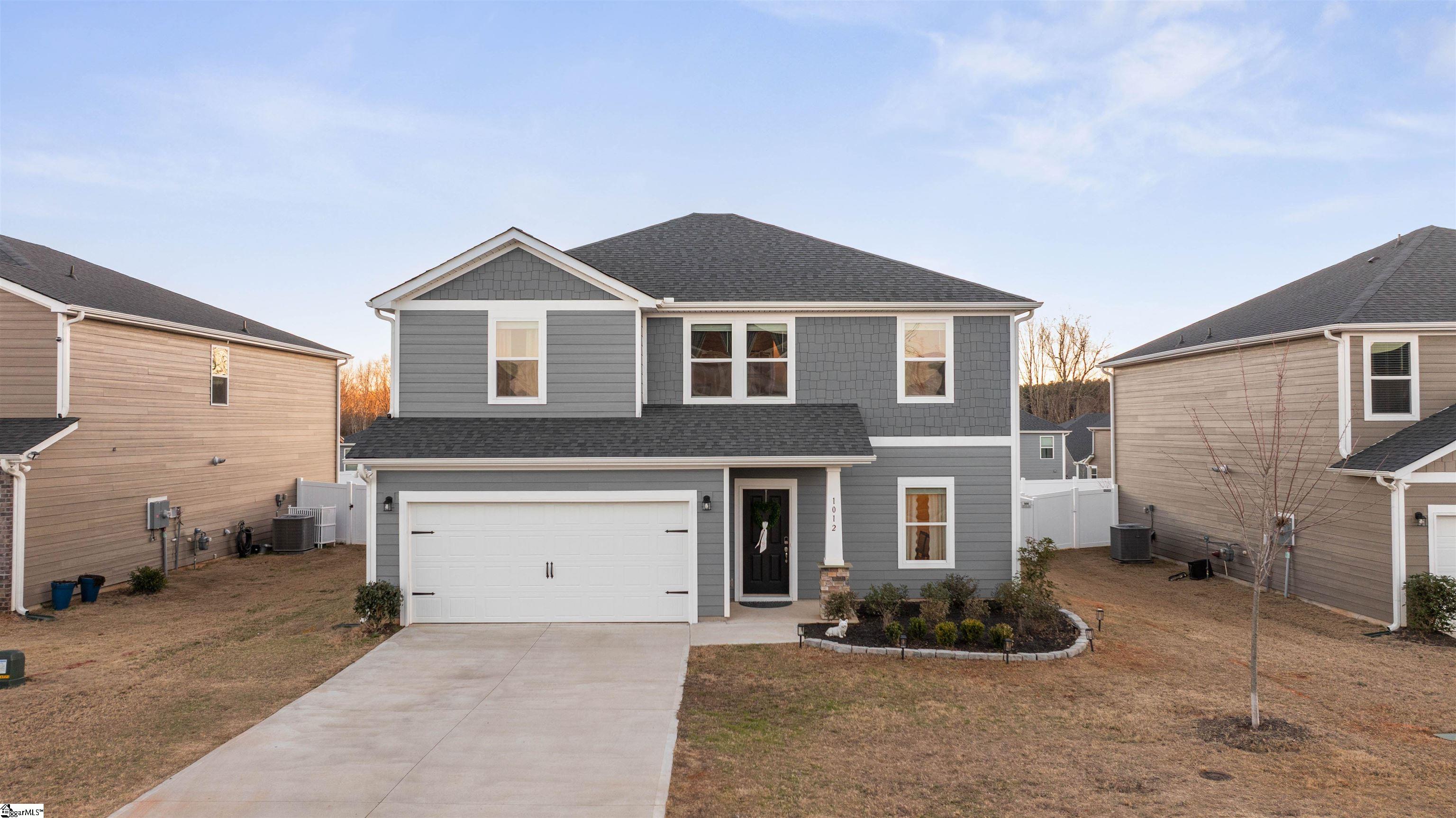 1012 Killian Street Fountain Inn, SC 29644 - Photo 2 of 31