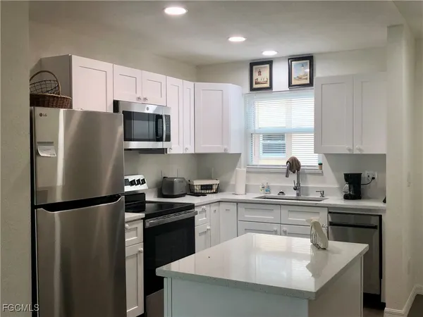 $144,900 | 16881 Davis Road, Unit 214, Fort Myers, FL 33908