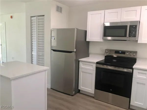 $144,900 | 16881 Davis Road, Unit 214, Fort Myers, FL 33908