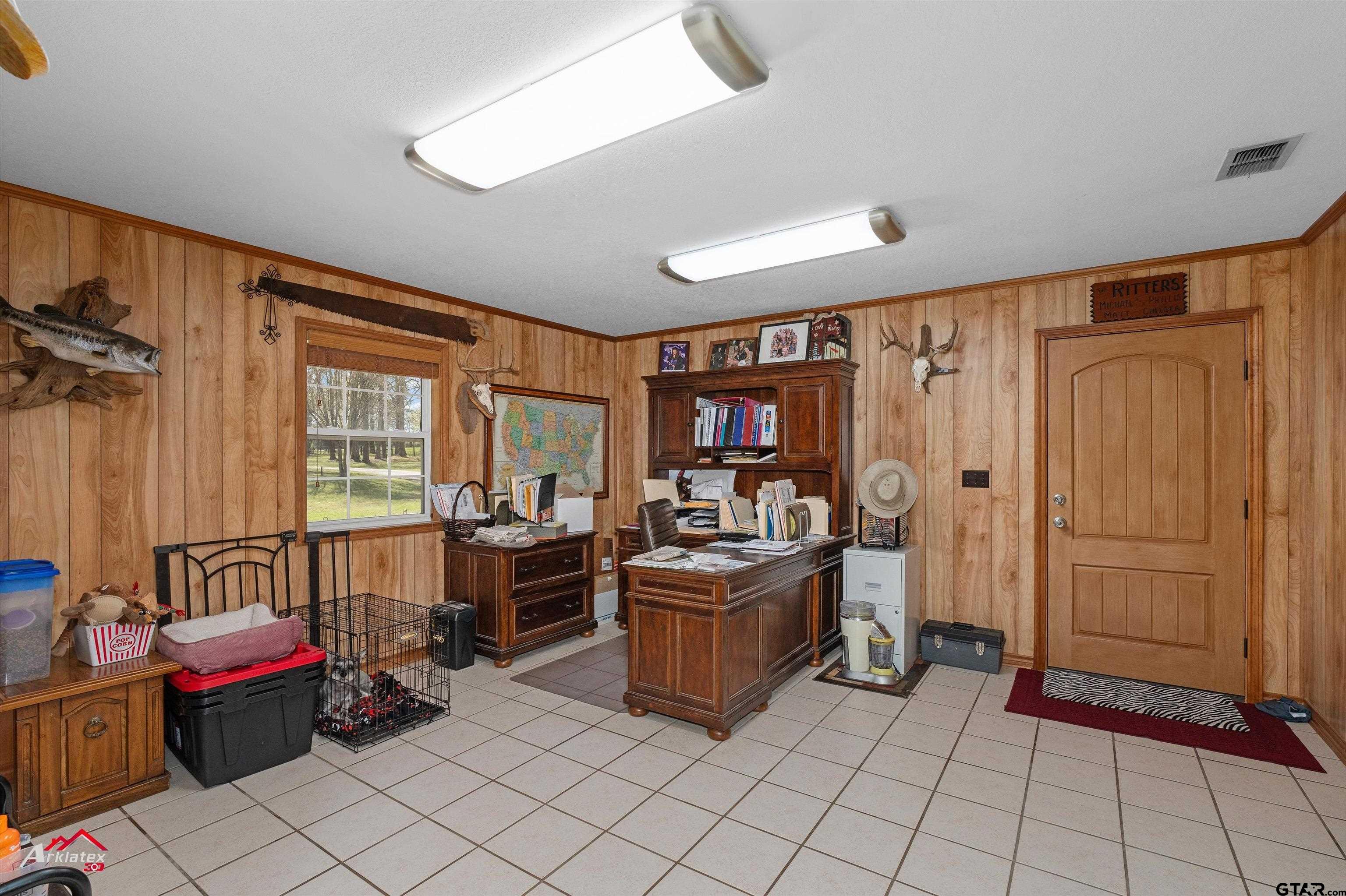 2150 County Road 121 Gary, TX 75643 - Photo 19 of 35 a living room with furniture and a window