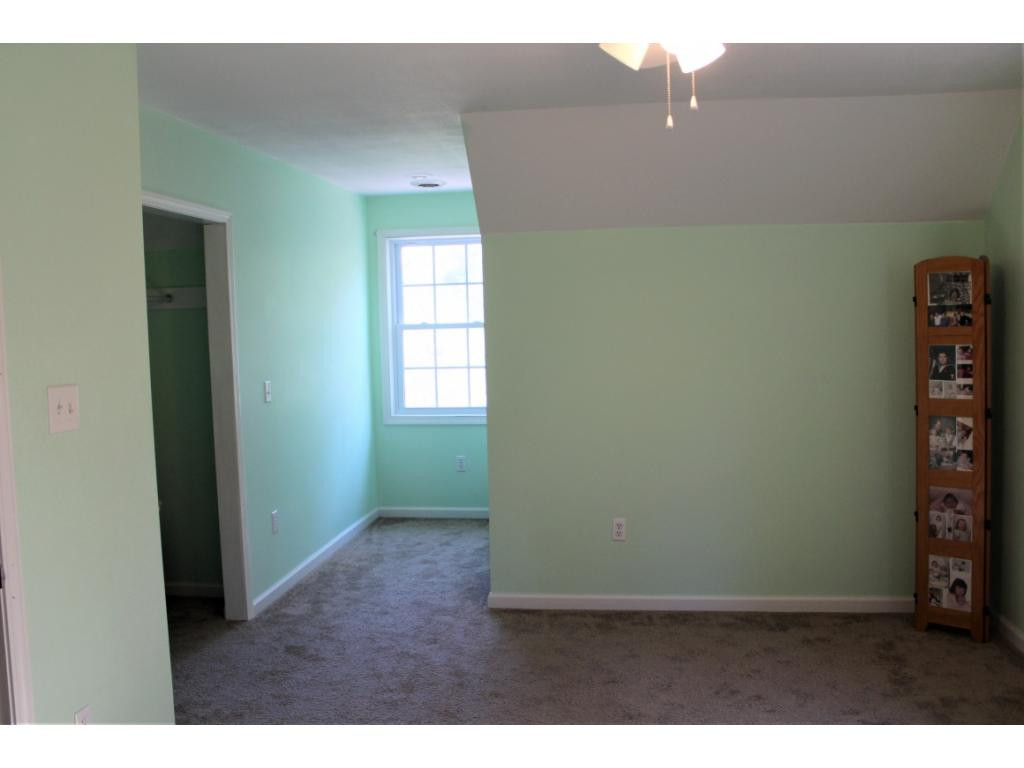 14194 Yuma Road Gate City, VA 24251 - Photo 26 of 32 Bedroom 3