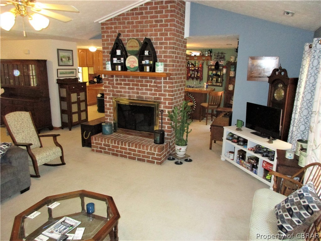 4032 Providence Road Hayes, VA 23072 - Photo 8 of 36 Gallery Image 8